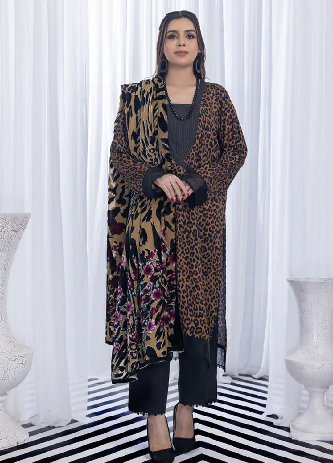 Rang e Sang by Regalia Textile Printed Suits Unstitched 3 Piece RGT24RS D-03 - Winter Collection