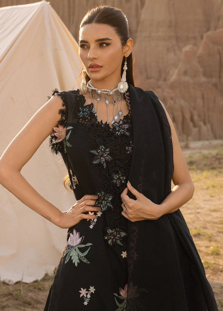 Rang Rasiya Embroidered Lawn Suits Unstitched 3 Piece RR25PE D-05 Zoya - Eid Collection