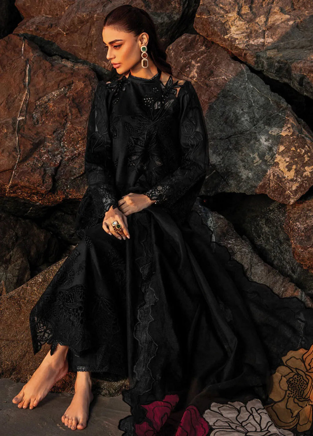 Rang Rasiya Embroidered Lawn Suits Unstitched 3 Piece RR25PS D-01 Rameen - Summer Collection