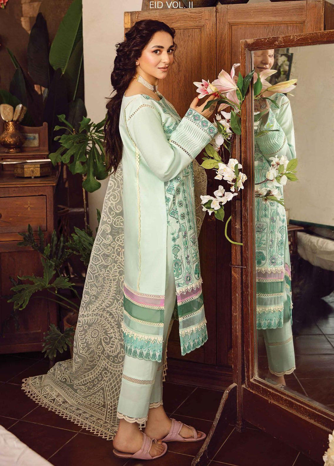 Maskan By Rang Rasiya Embroidered Lawn Suits Unstitched 3 Piece RR22M 14 Passion Ivy - Eid Collection