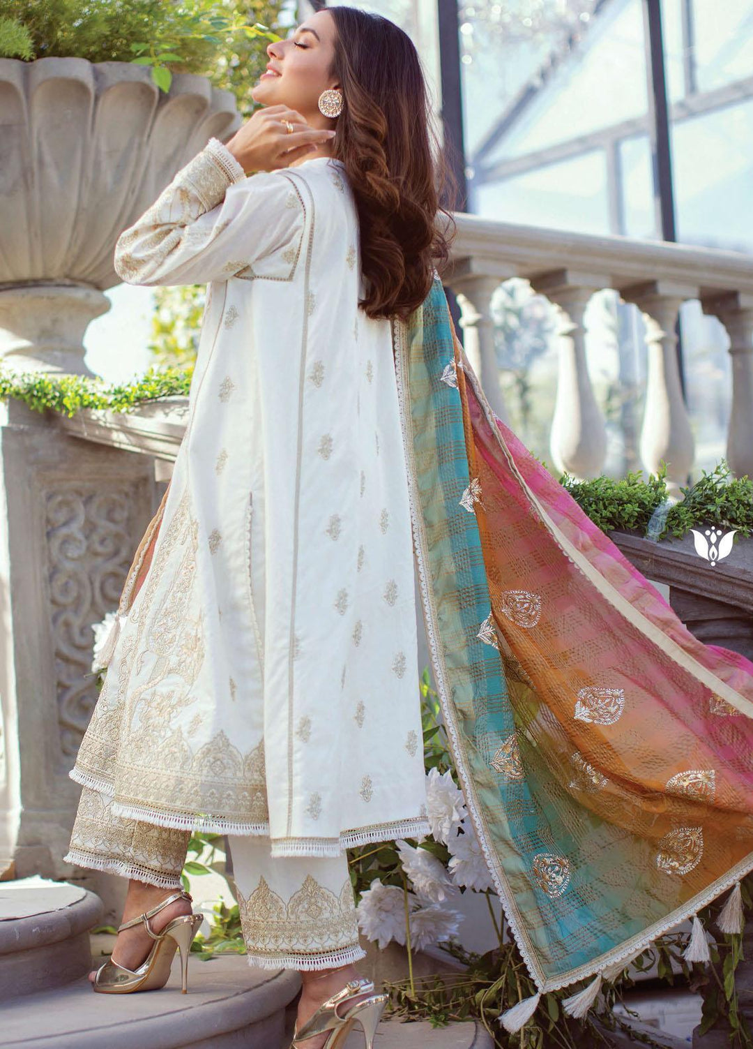 Rang Rasiya Embroidered Lawn Suits Unstitched 3 Piece RR21E 01 Daisy - Premium Collection