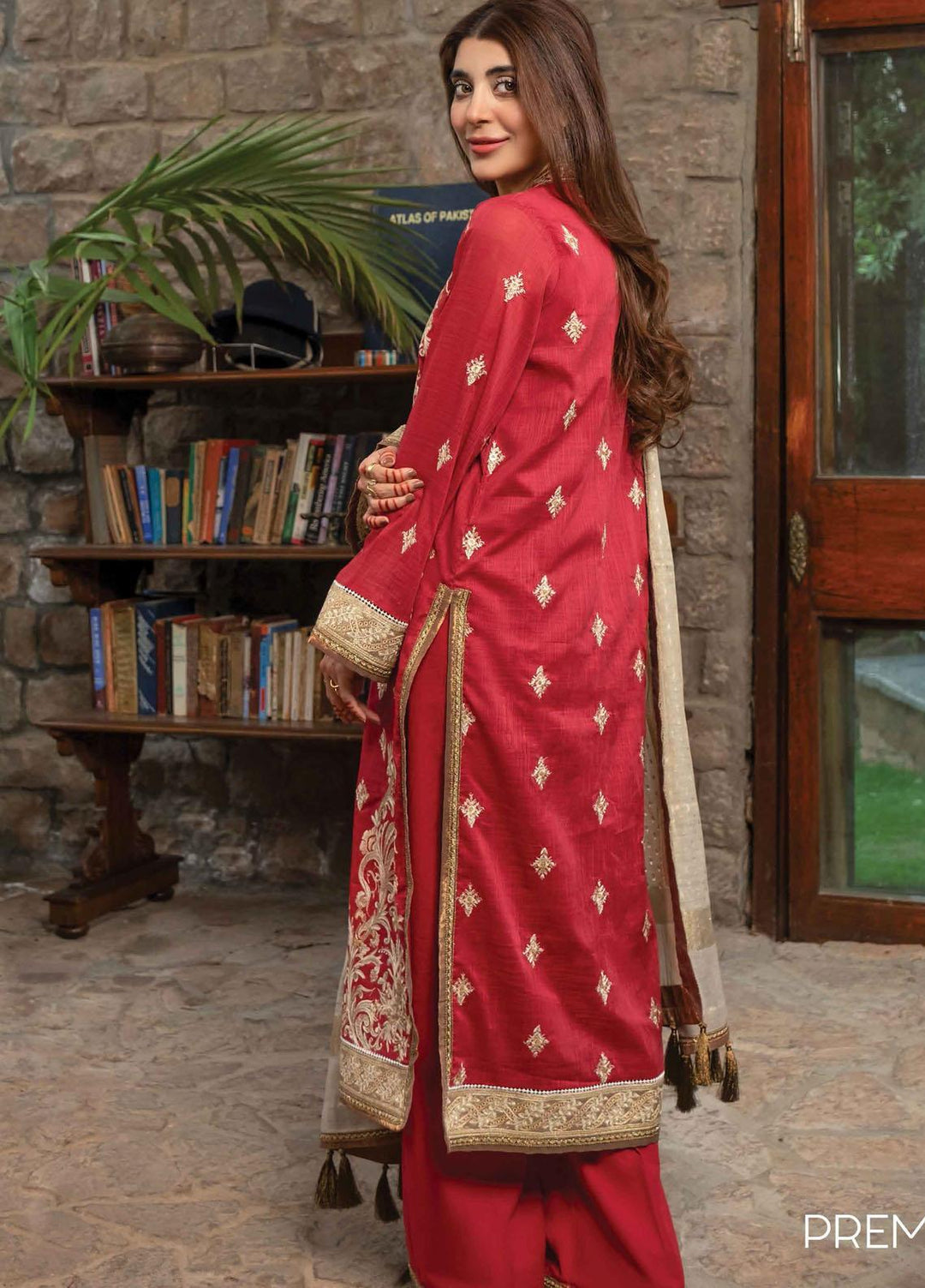 Rang Rasiya Embroidered Cotton Suits Unstitched 3 Piece RR21PE D-01 ROYAL - Festive Collection