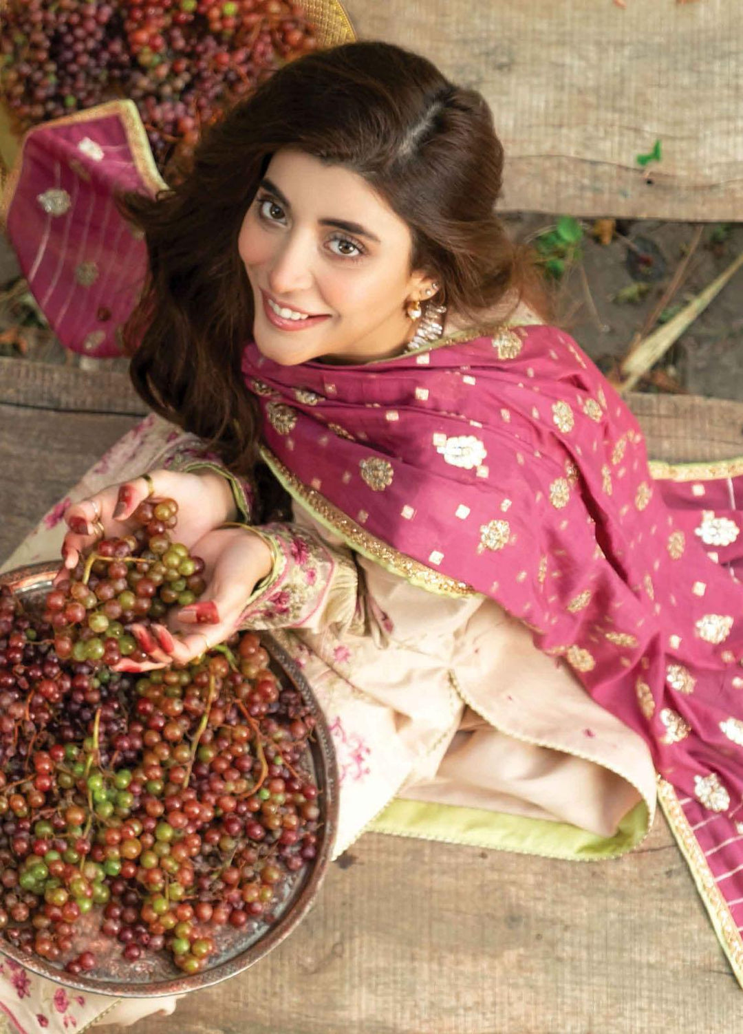 Rang Rasiya Embroidered Lawn Suits Unstitched 3 Piece RR21PE D-04 TROPICAL VINEYARDS - Festive Collection