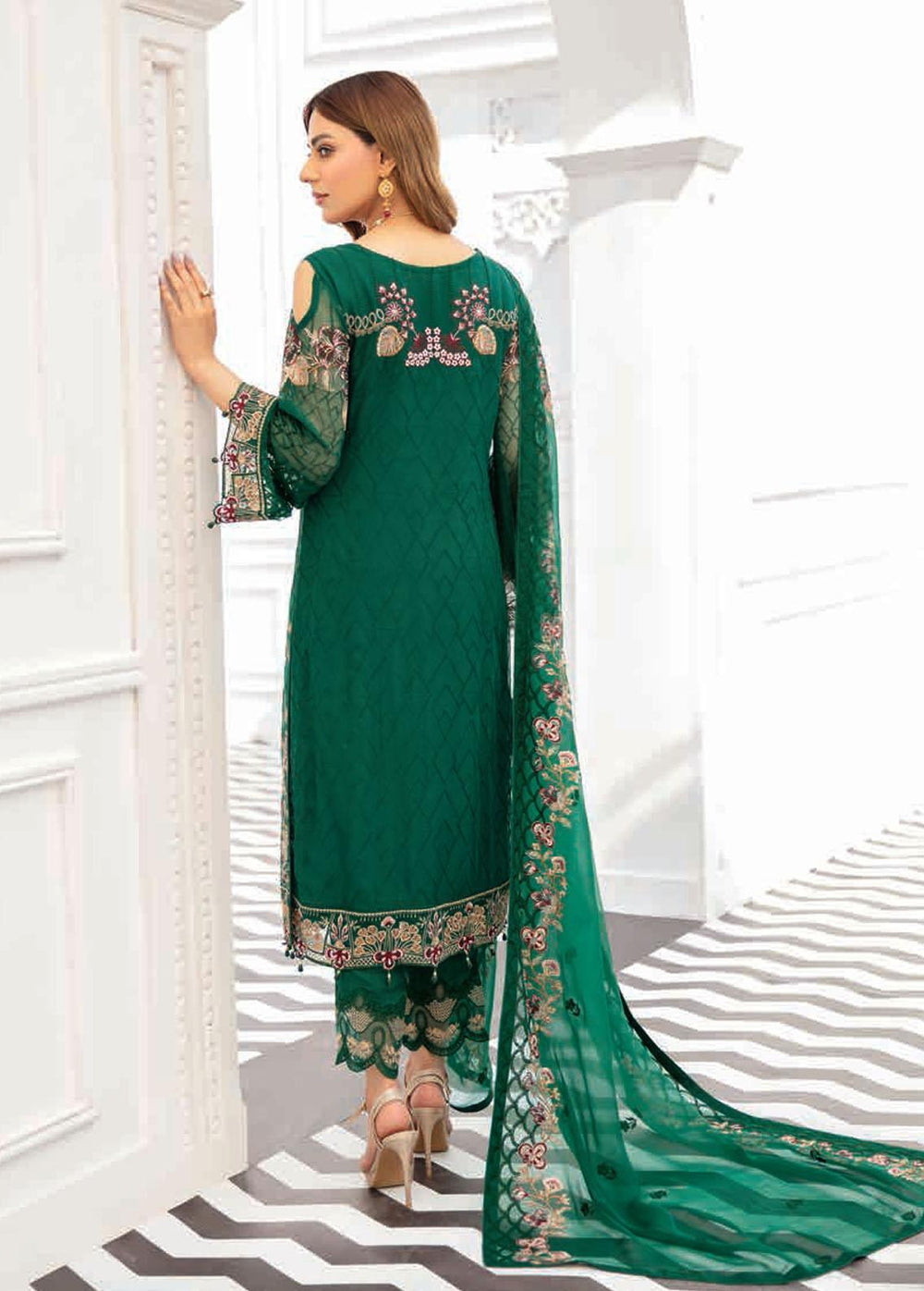 Rangoon by Ramsha Embroidered Chiffon Suits Unstitched 3 Piece RSH22-R8 D-802 - Luxury Collection