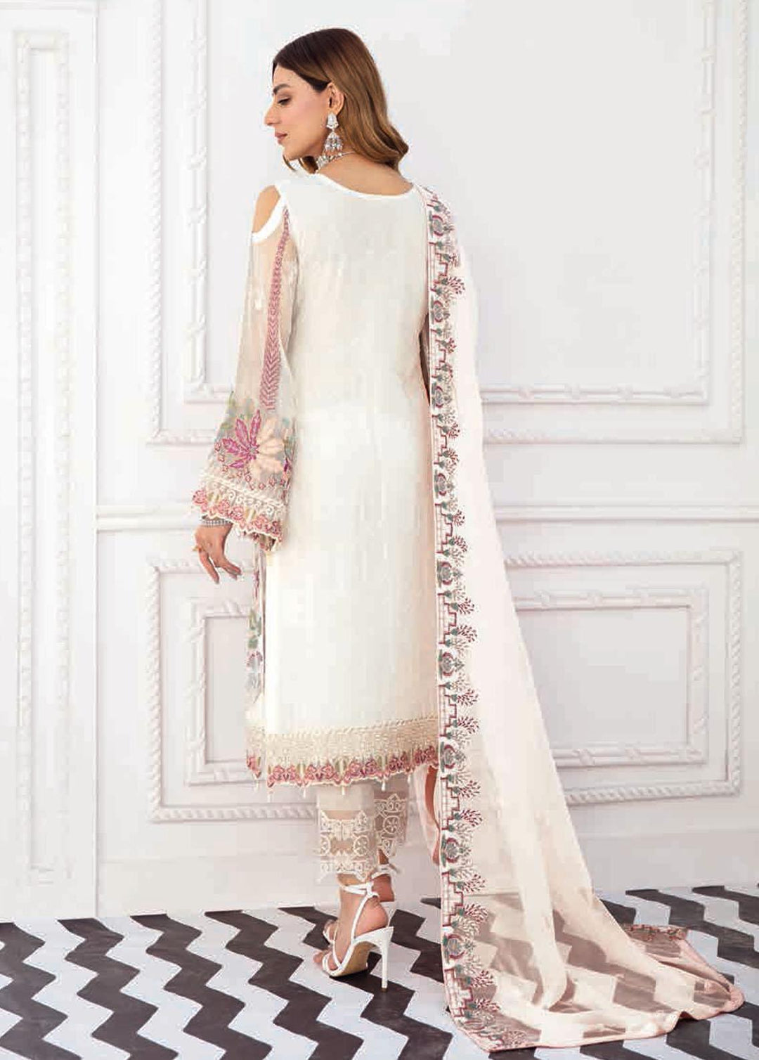 Rangoon by Ramsha Embroidered Chiffon Suits Unstitched 3 Piece RSH22-R8 D-811 - Luxury Collection