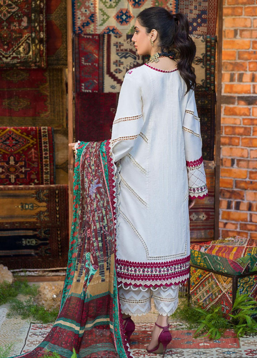 Rania By Asim Jofa Embroidered Lawn Suits Unstitched 3 Piece AJ22RR AJPR-17 - Summer Collection