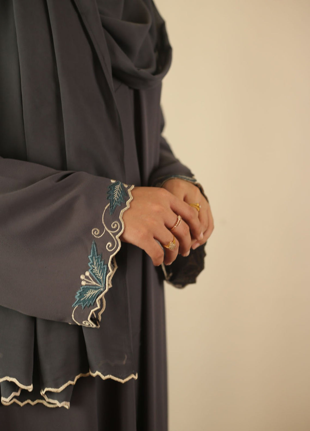 Raya by Bibayas Pret Embroidered Georgett 2 Piece Abaya Zayna