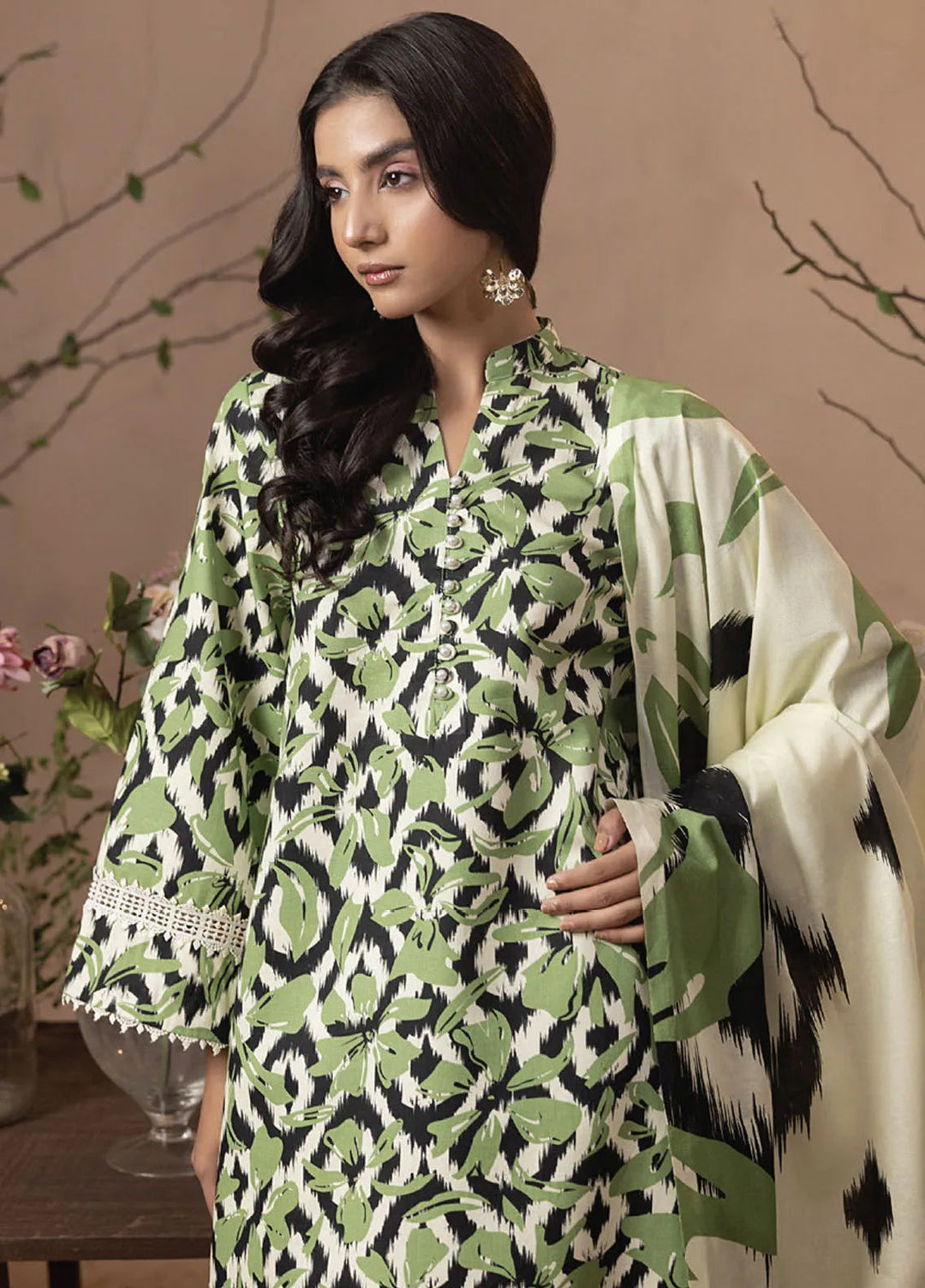 Raya by Humdum Printed Khaddar Suits Unstitched 3 Piece HD24RU D-11 - Winter Collection