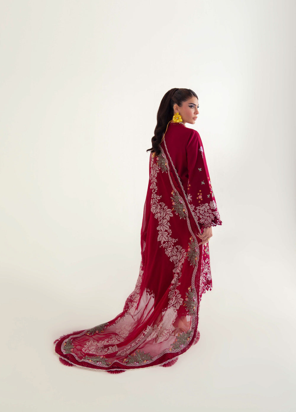 Sable Vogue Unstitched Embroidered Luxury Lawn 3 Piece Suit SV26UL SL-08-25 - Summer Collection