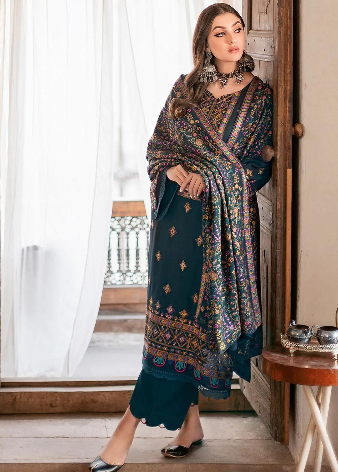 Reet By Ramsha Embroidered Karandi Suits Unstitched 3 Piece RSH22-R8 R-806 - Luxury Collection