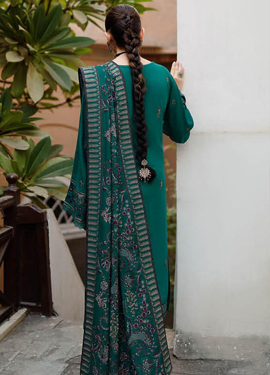 Reet By Ramsha Embroidered Karandi Suits Unstitched 3 Piece RSH22-R7 R-701 - Winter Collection