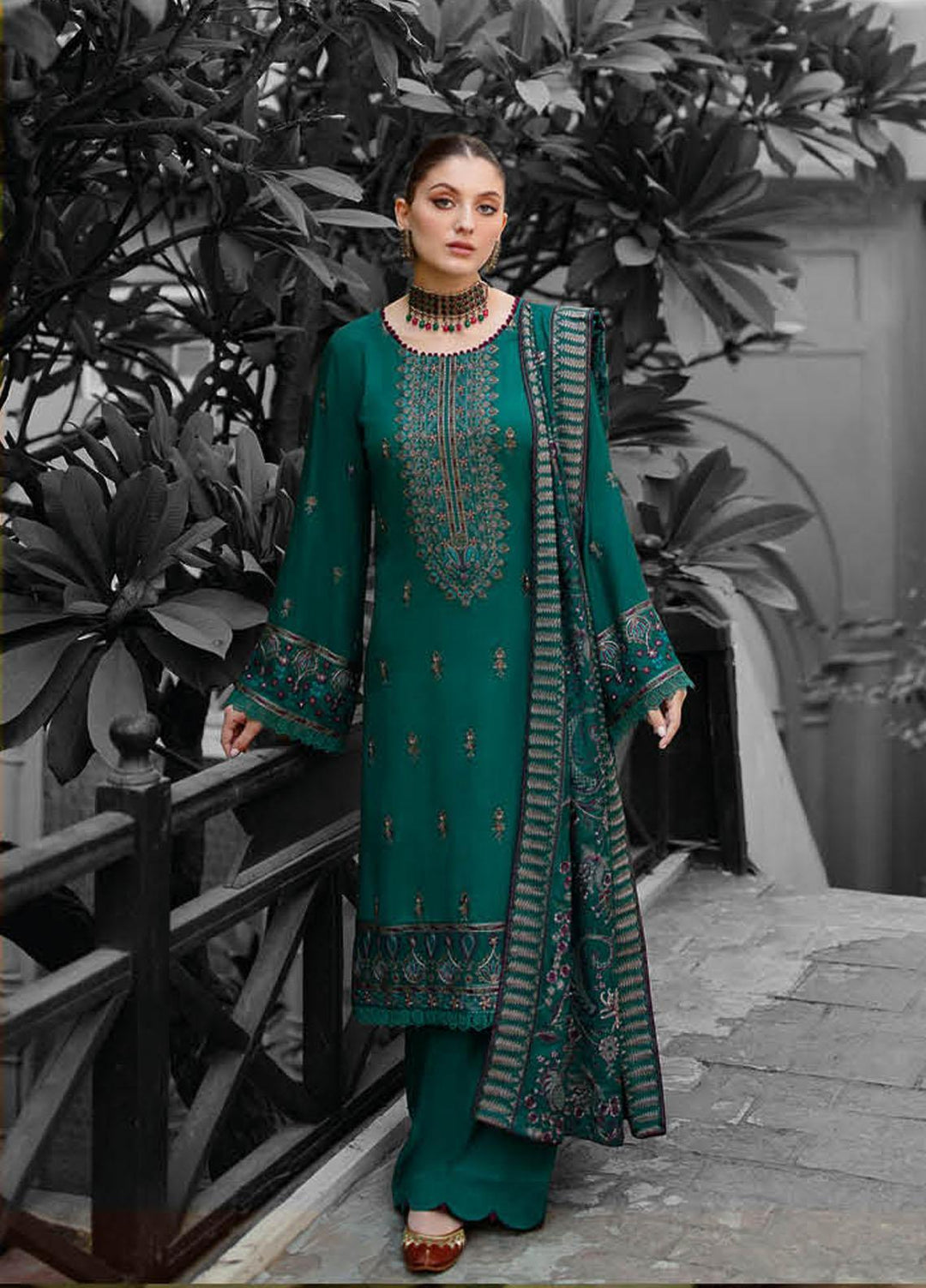 Reet By Ramsha Embroidered Karandi Suits Unstitched 3 Piece RSH22-R7 R-701 - Winter Collection