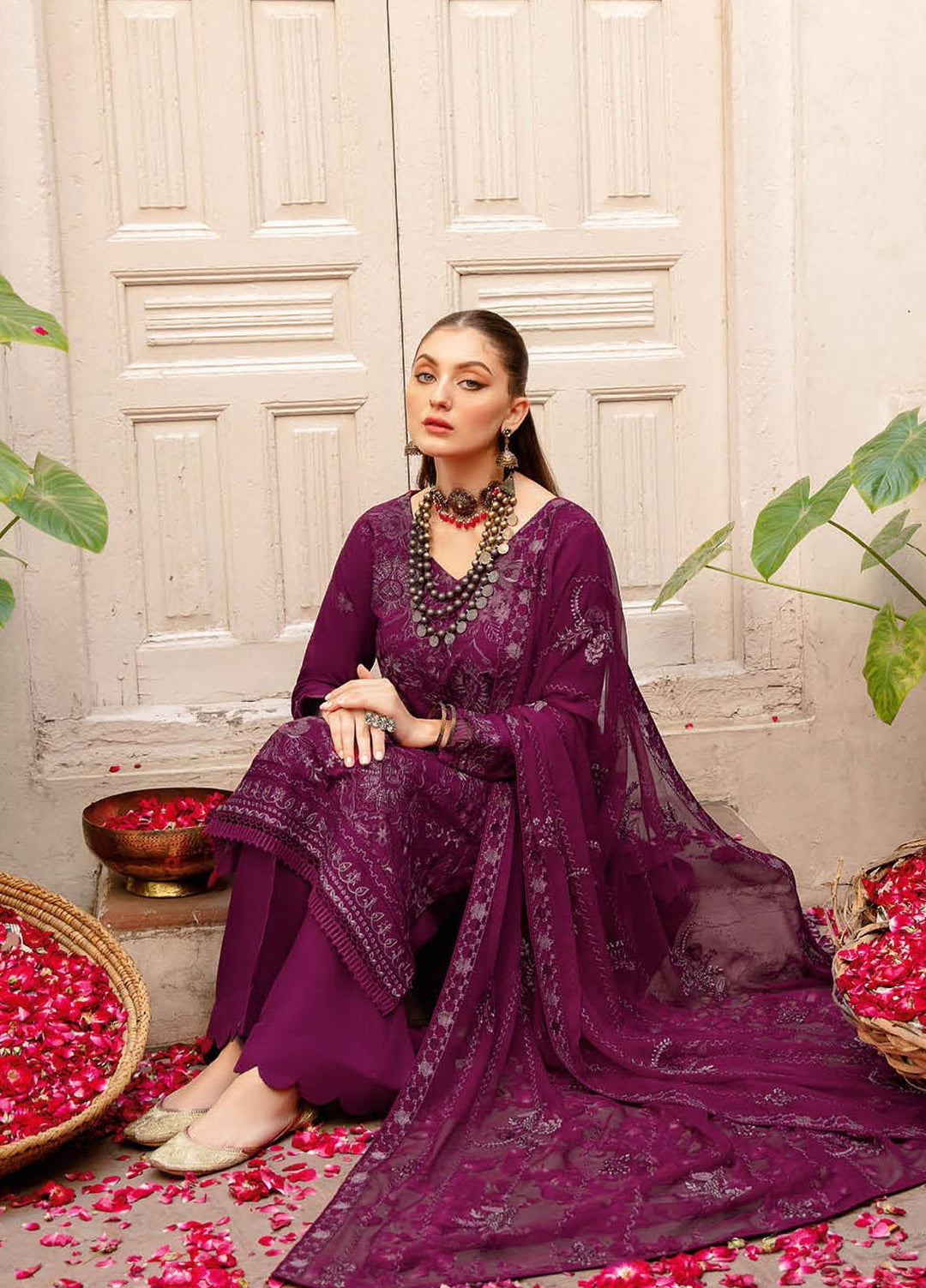 Reet By Ramsha Embroidered Karandi Suits Unstitched 3 Piece RSH22-R7 R-703 - Winter Collection