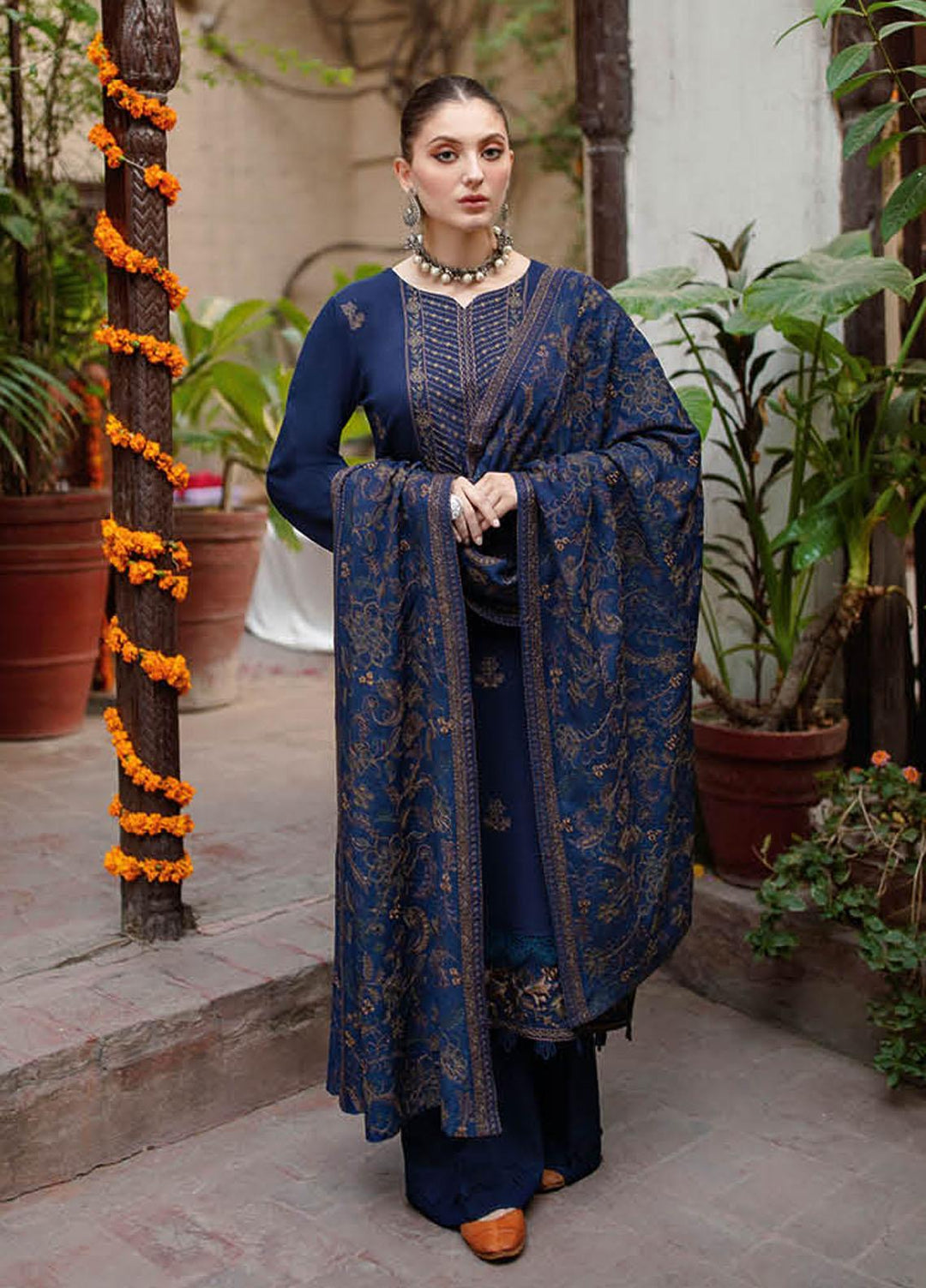 Reet By Ramsha Embroidered Karandi Suits Unstitched 3 Piece RSH22-R7 R-704 - Winter Collection