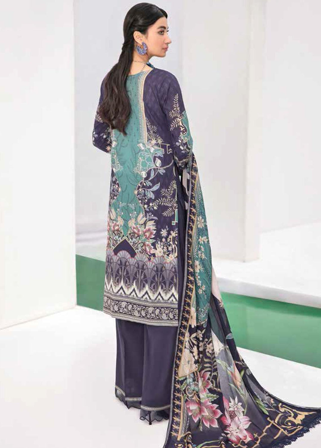 Reet By Ramsha Embroidered Lawn Suits Unstitched 3 Piece RSH22-R4 R-403 - Luxury Collection