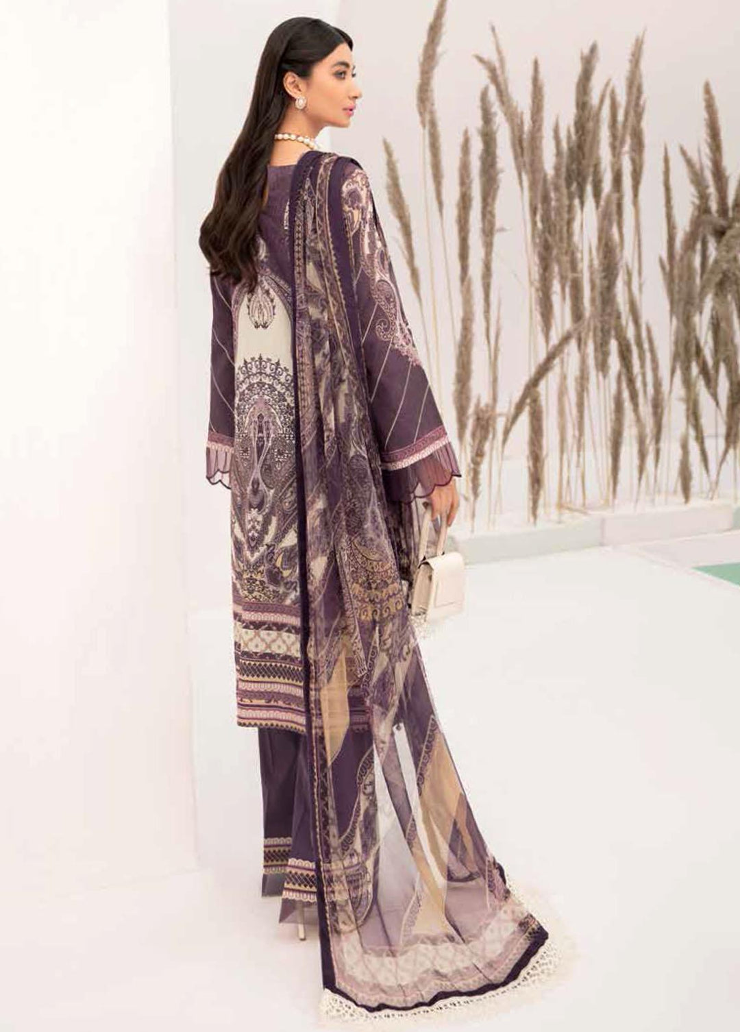 Reet By Ramsha Embroidered Lawn Suits Unstitched 3 Piece RSH22-R4 R-405 - Luxury Collection