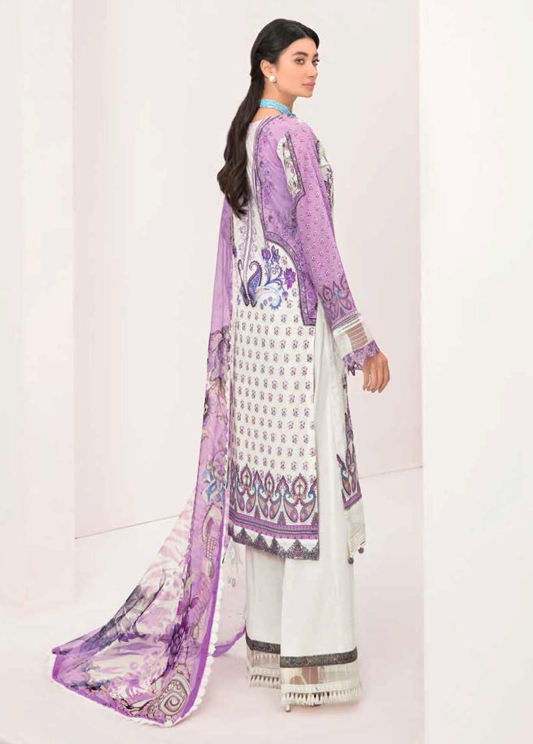 Reet By Ramsha Embroidered Lawn Suits Unstitched 3 Piece RSH22-R4 R-411 - Luxury Collection