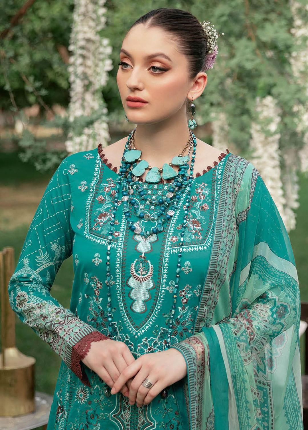 Reet By Ramsha Embroidered Lawn Suits Unstitched 3 Piece RSH22-R5 R-504 - Luxury Collection