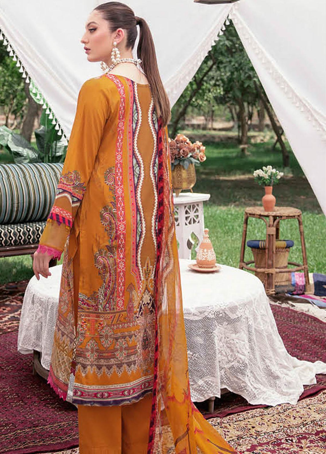 Reet By Ramsha Embroidered Lawn Suits Unstitched 3 Piece RSH22-R5 R-512 - Luxury Collection