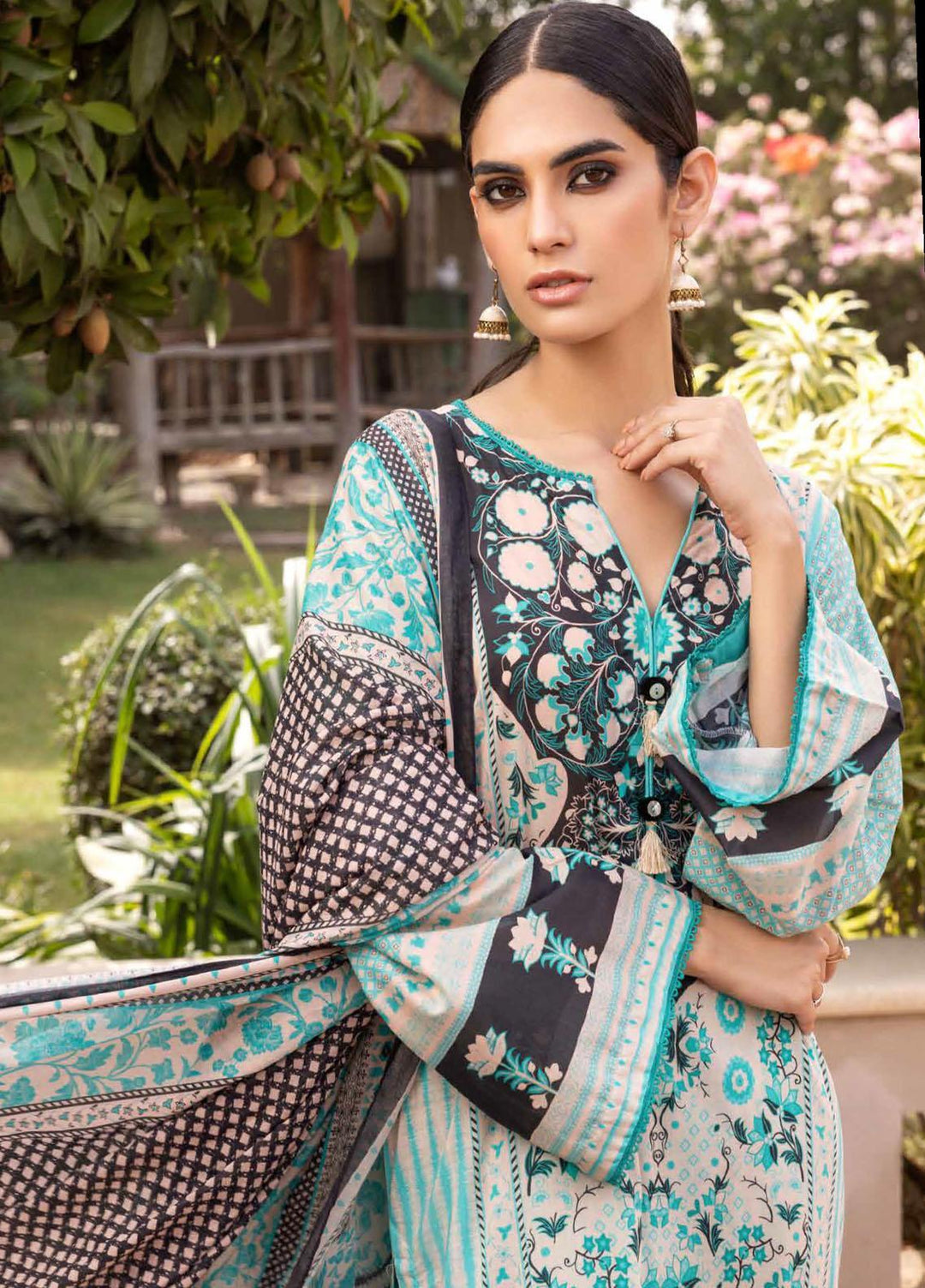 Regalia By Gul Ahmed Printed Lawn Suits Unstitched 3 Piece GA22RL RG-32004 B - Summer Collection