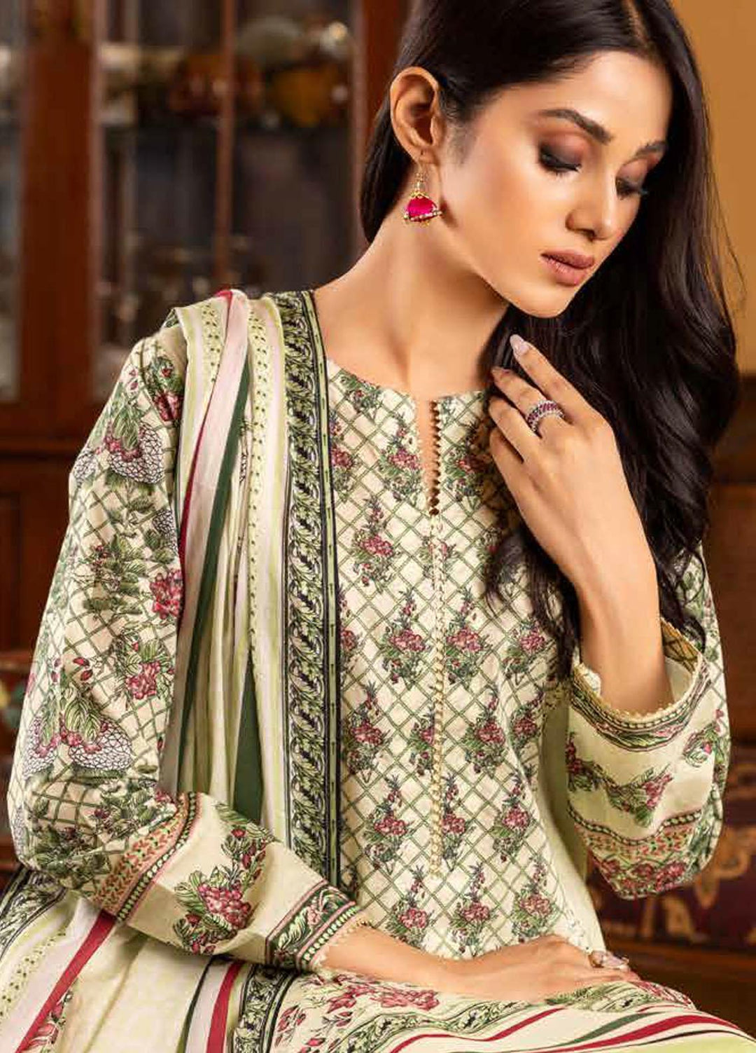 Regalia By Gul Ahmed Printed Lawn Suits Unstitched 2 Piece GA22RL RGT-32009 - Summer Collection