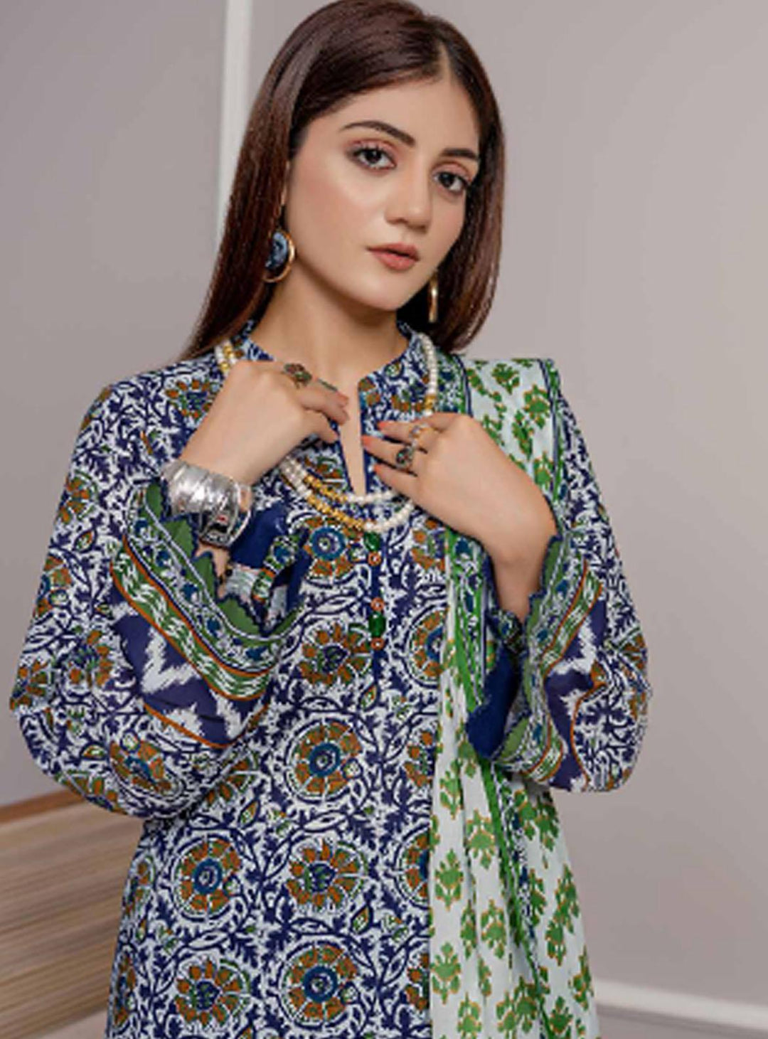 Regalia By Gul Ahmed Printed Lawn Suits Unstitched 3 Piece GA22-R2 RG-32015 - Winter Collection
