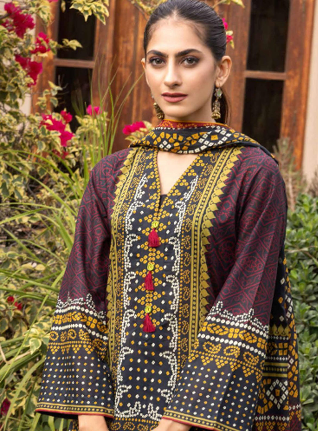 Regalia By Gul Ahmed Printed Lawn Suits Unstitched 2 Piece GA22-R2 RGT-32005 - Winter Collection