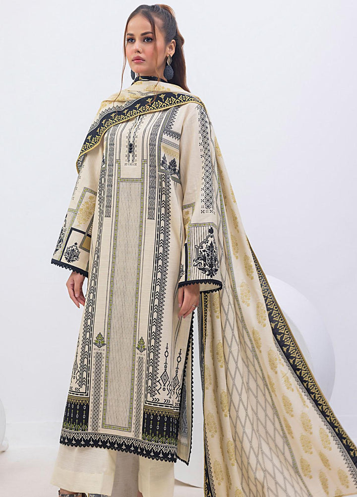 Regalia By Gul Ahmed Printed Khadddar Suits Unstitched 3 Piece GA23RG WR-32014 - Winter Collection