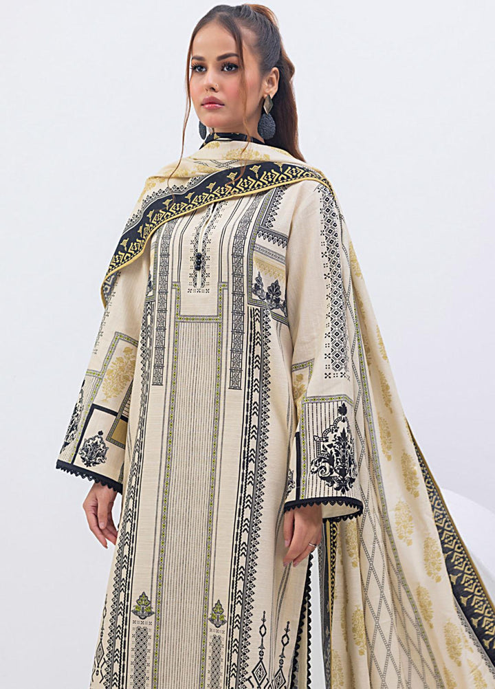 Regalia By Gul Ahmed Printed Khadddar Suits Unstitched 3 Piece GA23RG WR-32014 - Winter Collection