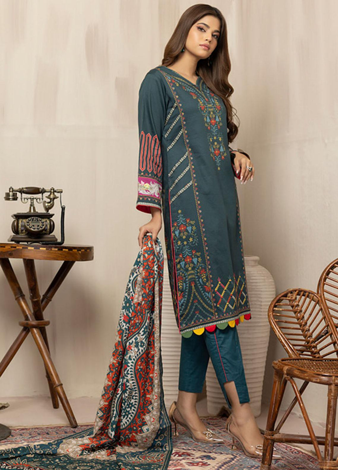 Regalia Textiles Printed Cotton Satin Suits Unstitched 3 Piece RGT22CS D1 - Festive Collection
