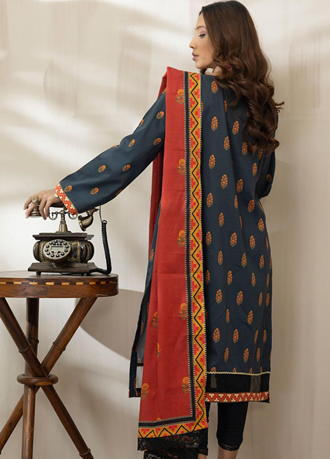 Regalia Textiles Printed Cotton Satin Suits Unstitched 3 Piece RGT22CS D2 - Festive Collection