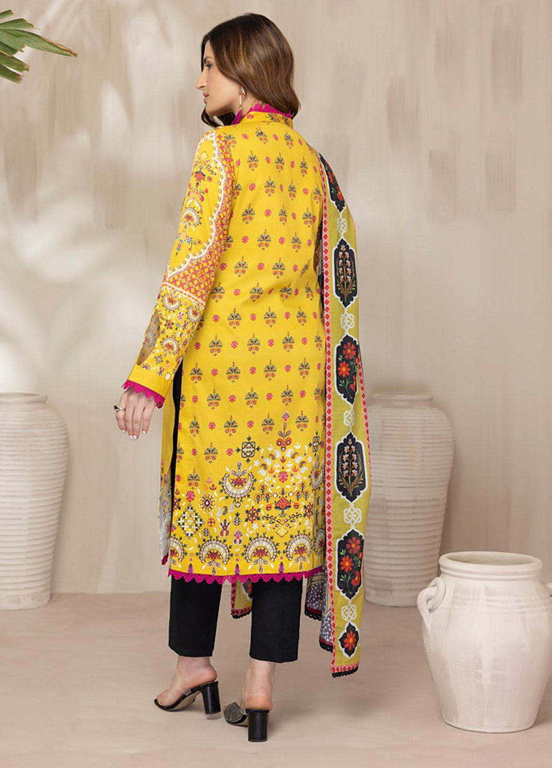 Regalia Textiles Printed Cotton Satin Suits Unstitched 3 Piece RGT22CS D6 - Festive Collection