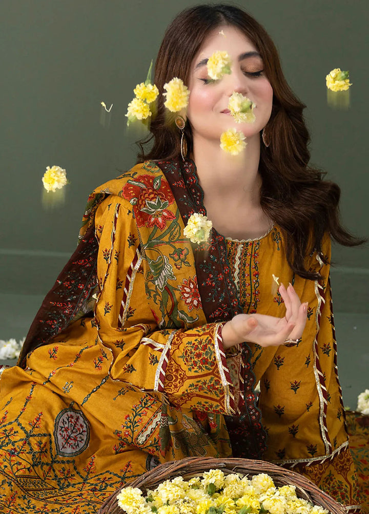 Regalia Textiles Embroidered Lawn Suit Unstitched 3 Piece RGT24C D-01 - Festive Collection