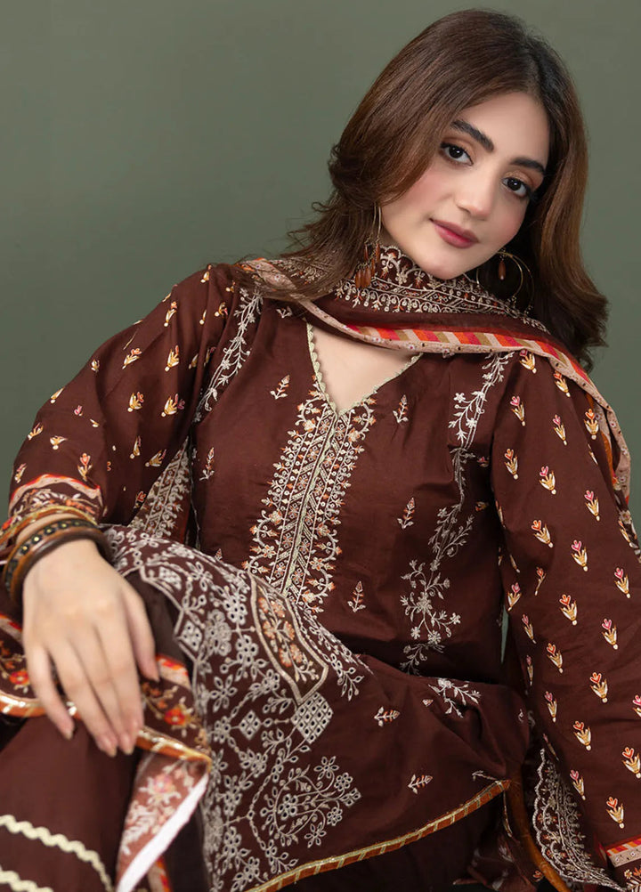 Regalia Textiles Embroidered Lawn Suit Unstitched 3 Piece RGT24C D-03 - Festive Collection