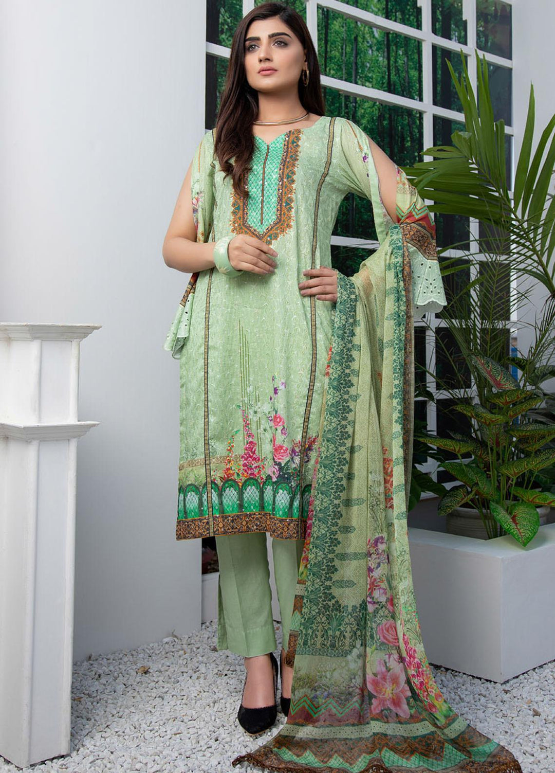 Regalia Textiles Embroidered Lawn Suits Unstitched 3 Piece RG21FE D-07 - Summer Collection