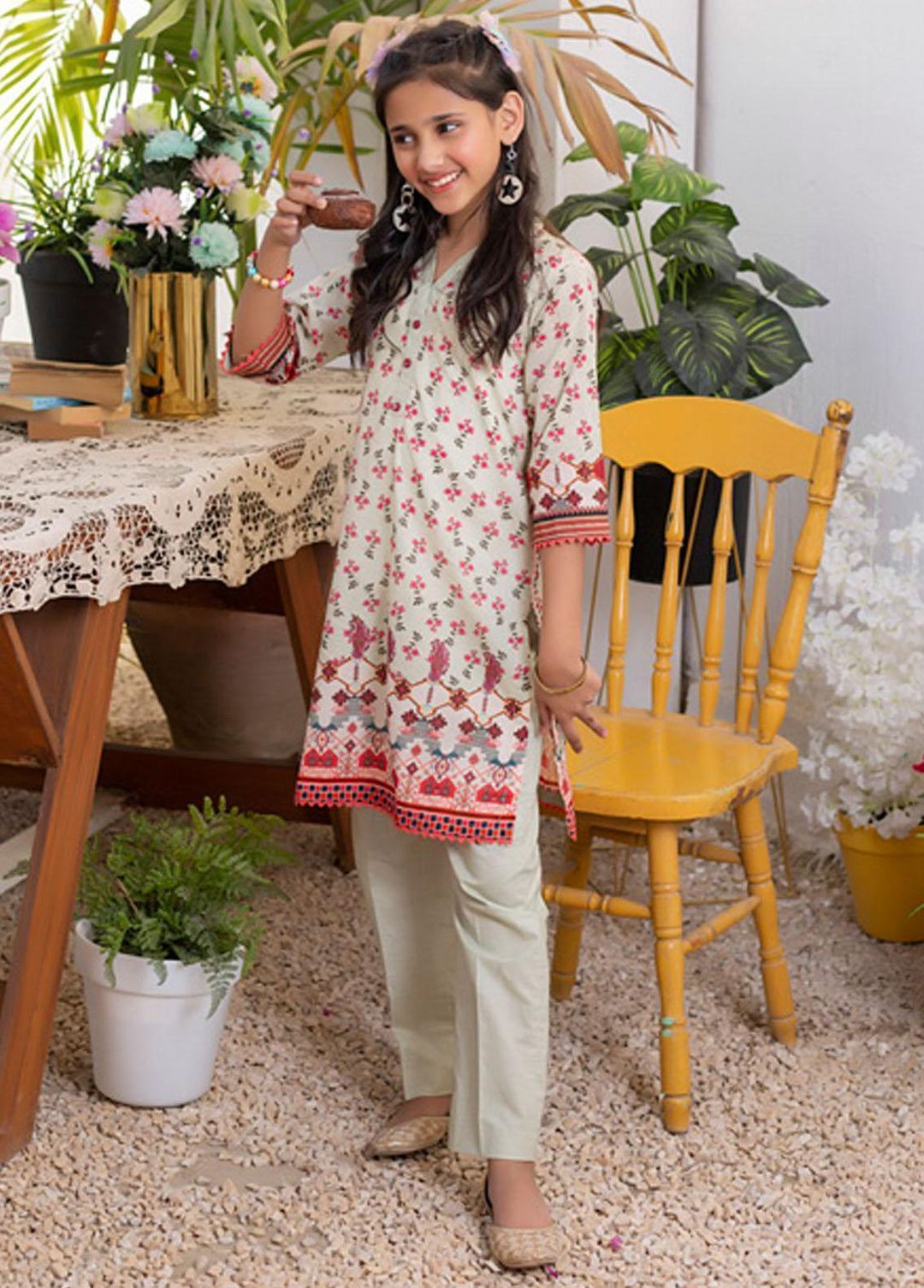 Regalia Textiles Printed Lawn Suits Unstitched 2 Piece RGT23-K4 D-10 - Summer Collection