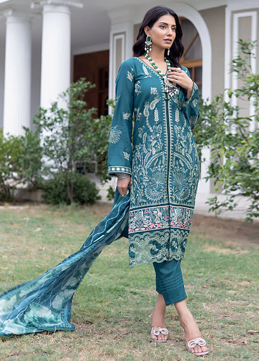 Regalia Textiles Pret Embroidered Lawn 3 Piece Suit RGT24B BFSL-3