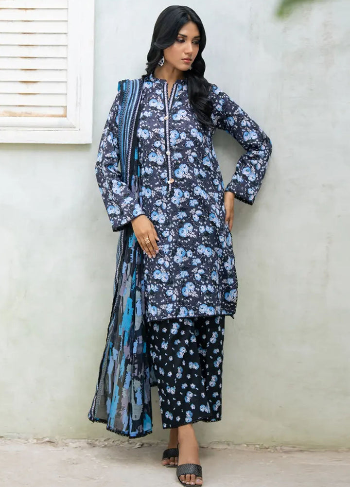 Regalia Textiles Pret Printed Lawn 3 Piece Suit ST-07