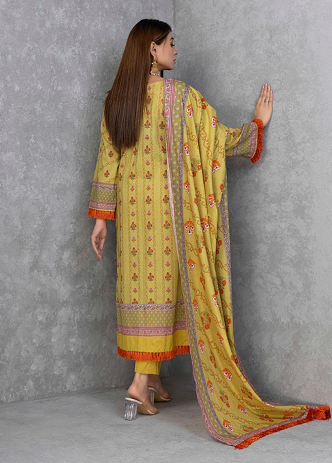 Regalia Textiles Printed Lawn Suits Unstitched 3 Piece RGT22-M4 05 - Summer Collection
