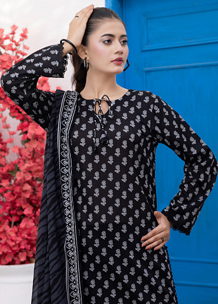 Regalia Textiles Printed Lawn Suits Unstitched 3 Piece RGT25BS D-1 - Summer Collection