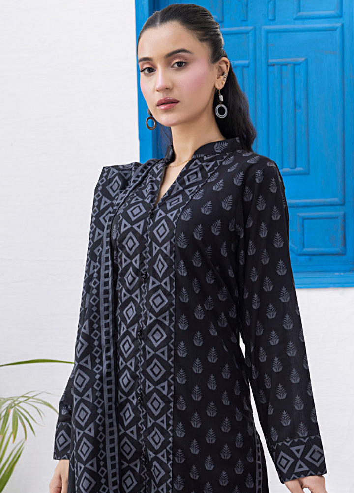 Regalia Textiles Printed Lawn Suits Unstitched 3 Piece RGT25BS D-2 - Summer Collection