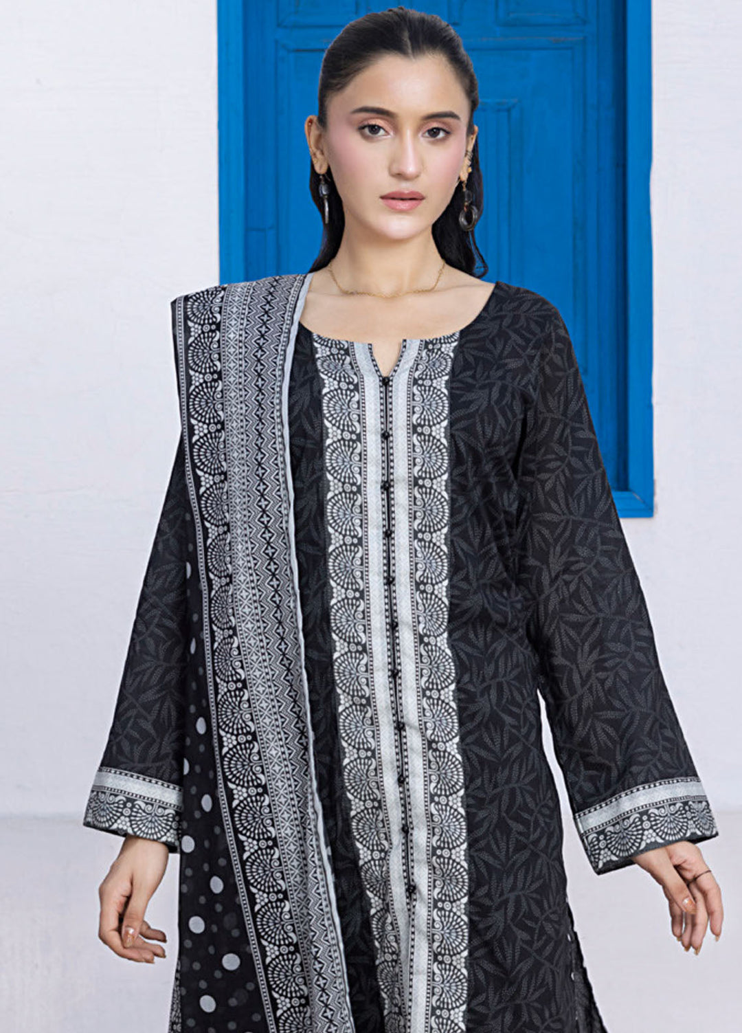 Regalia Textiles Printed Lawn Suits Unstitched 3 Piece RGT25BS D-9 - Summer Collection