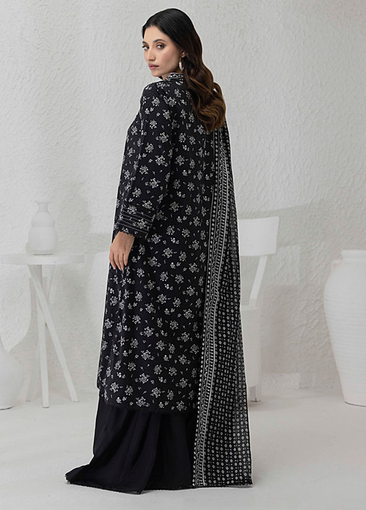 Regalia Textiles Printed Lawn Suits Unstitched 3 Piece RGT25BW D-02 - Summer Collection