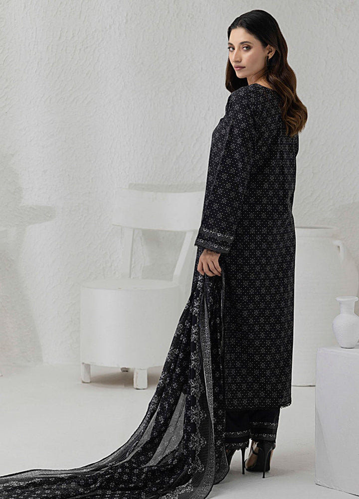 Regalia Textiles Printed Lawn Suits Unstitched 3 Piece RGT25BW D-03 - Summer Collection