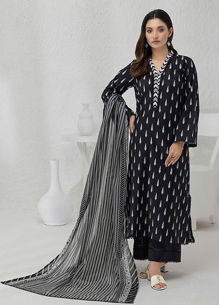 Regalia Textiles Printed Lawn Suits Unstitched 3 Piece RGT25BW D-05 - Summer Collection