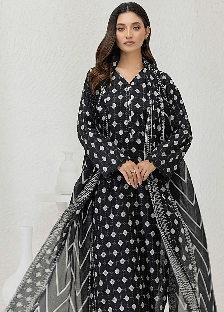 Regalia Textiles Printed Lawn Suits Unstitched 3 Piece RGT25BW D-07 - Summer Collection