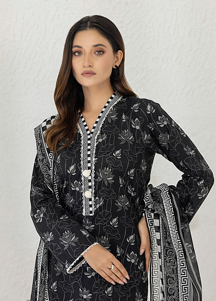 Regalia Textiles Printed Lawn Suits Unstitched 3 Piece RGT25BW D-08 - Summer Collection