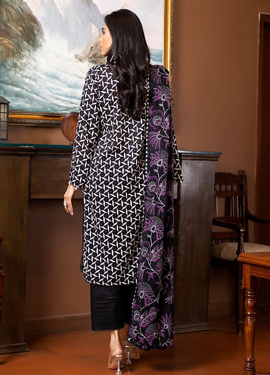 Regalia Textiles Printed Lawn Suits Unstitched 3 Piece RGT25S22 D-1 - Summer Collection