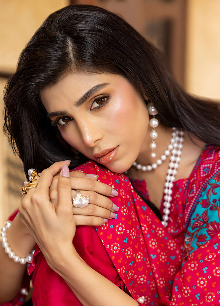 Regalia Textiles Printed Lawn Suits Unstitched 3 Piece RGT25S22 D-3 - Summer Collection