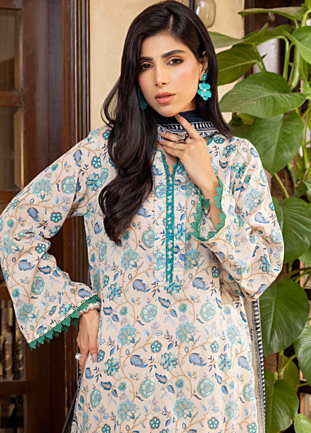 Regalia Textiles Printed Lawn Suits Unstitched 3 Piece RGT25S22 D-9 - Summer Collection
